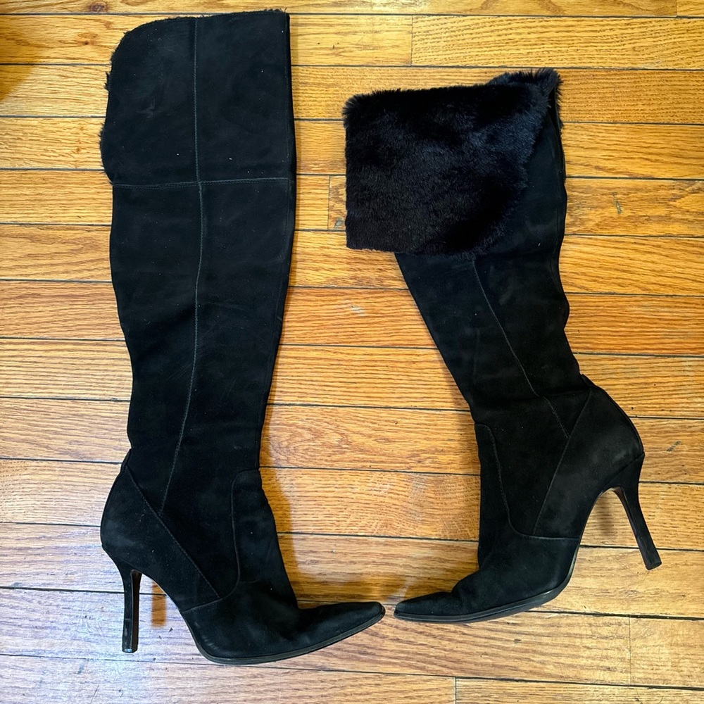 Stylish suede boots